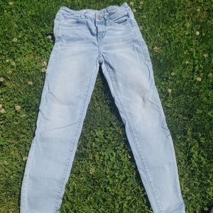 American eagle light washed jeans